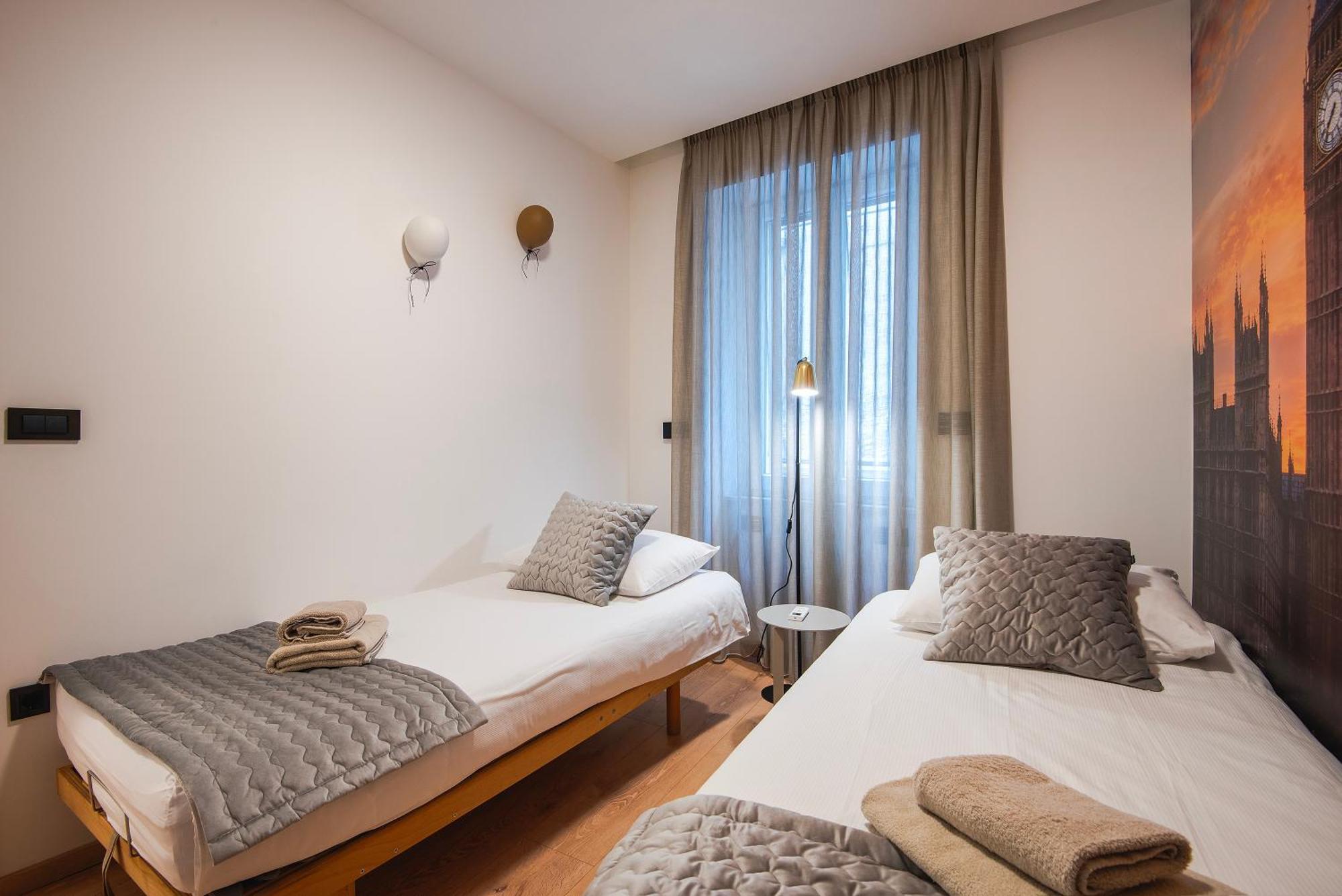 Arta Center - With Private Parking Appartamento Pola